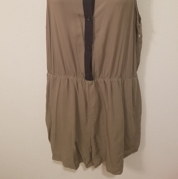 Romper - Picture 3 of 4